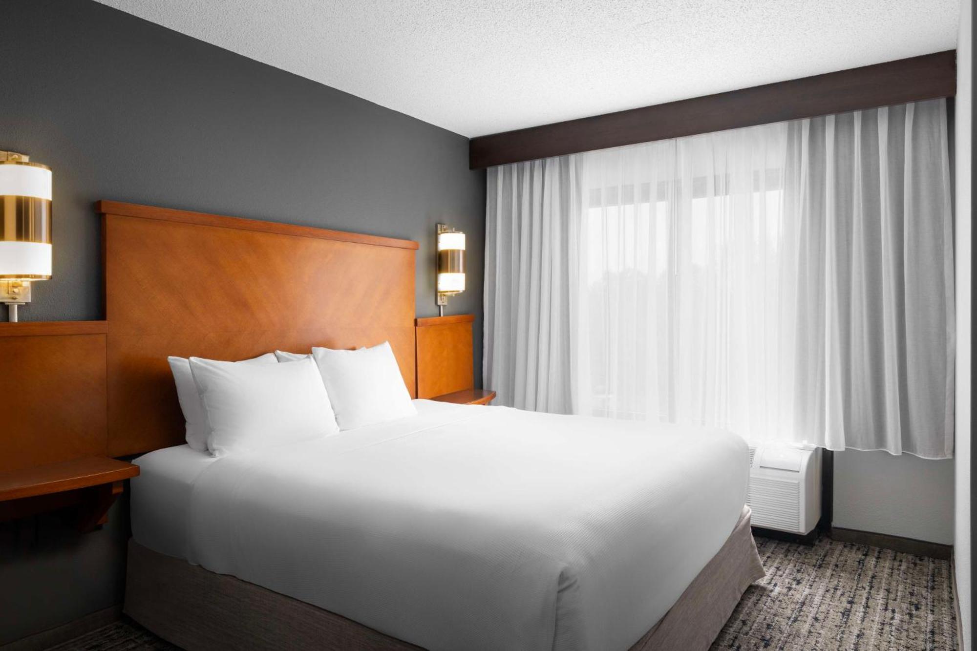 Hyatt Place Chantilly Dulles Airport South Exterior foto